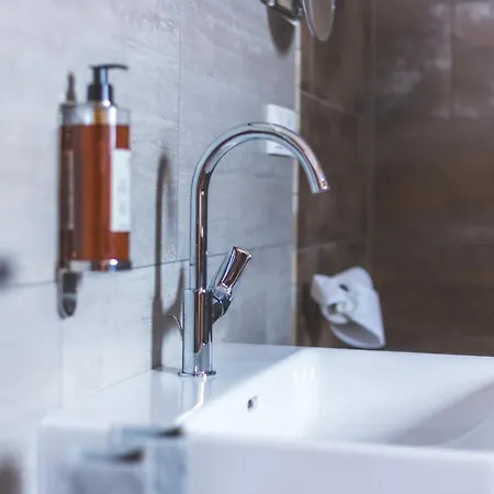 Apartament Hilltop *