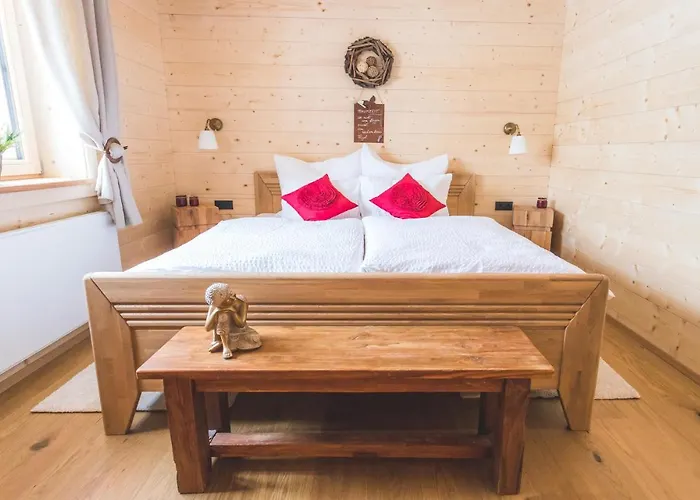 Hilltop Apartament *